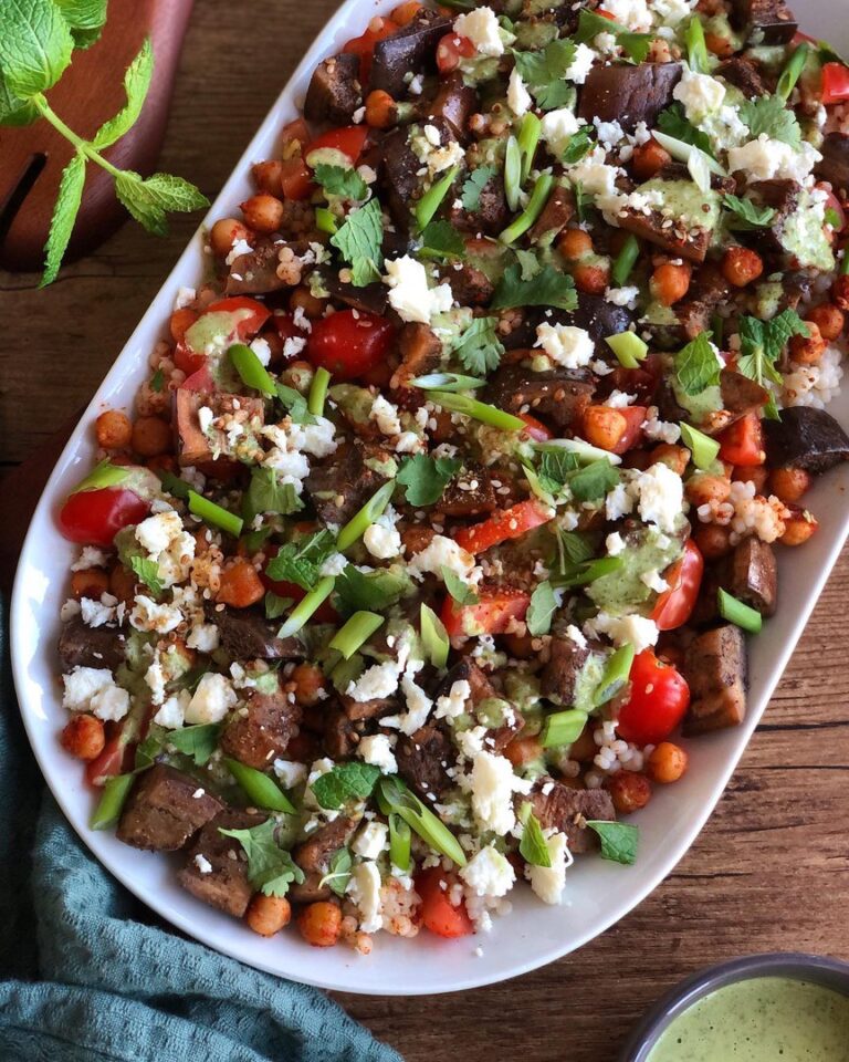 Salade de pois chiches, dés d&rsquo;aubergines et couscous perlé