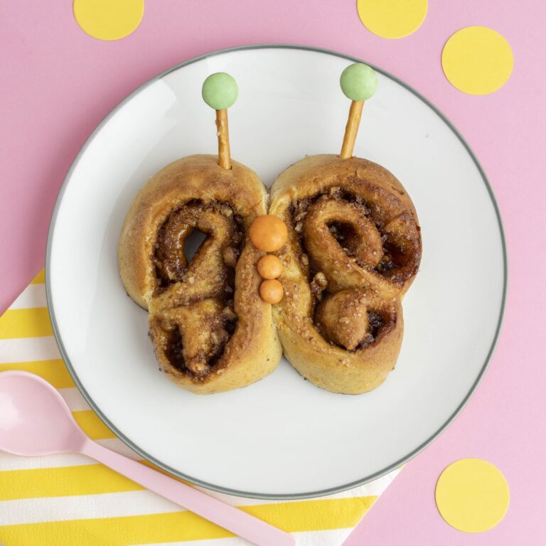 Brioche à la carotte et à la cannelle papillon
