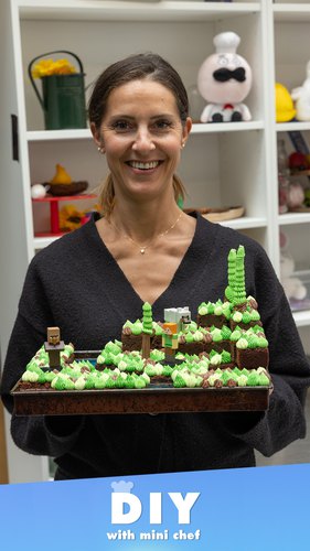 Minecraft Cake