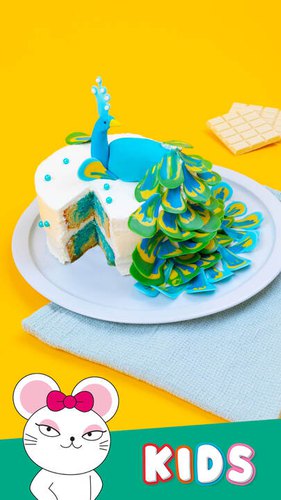 Pretty As A Peacock Cake