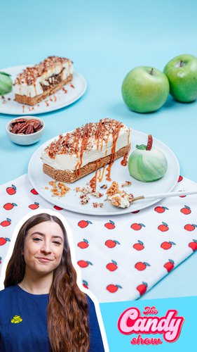 Caramel Apple Cheesecake Bars