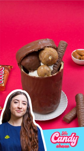 Twix Ice Cream Sundae